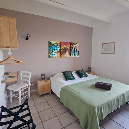 Mas La Belle Ambroise - Chambres D'Hotes Et Gite Saint-Ambroix Eksteriør billede