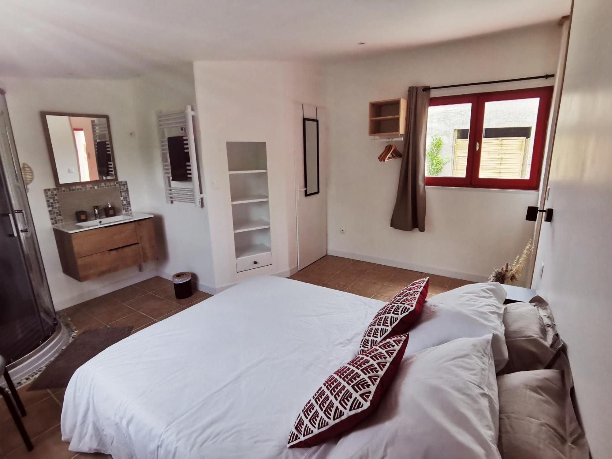 Mas La Belle Ambroise - Chambres D'Hotes Et Gite Saint-Ambroix Eksteriør billede